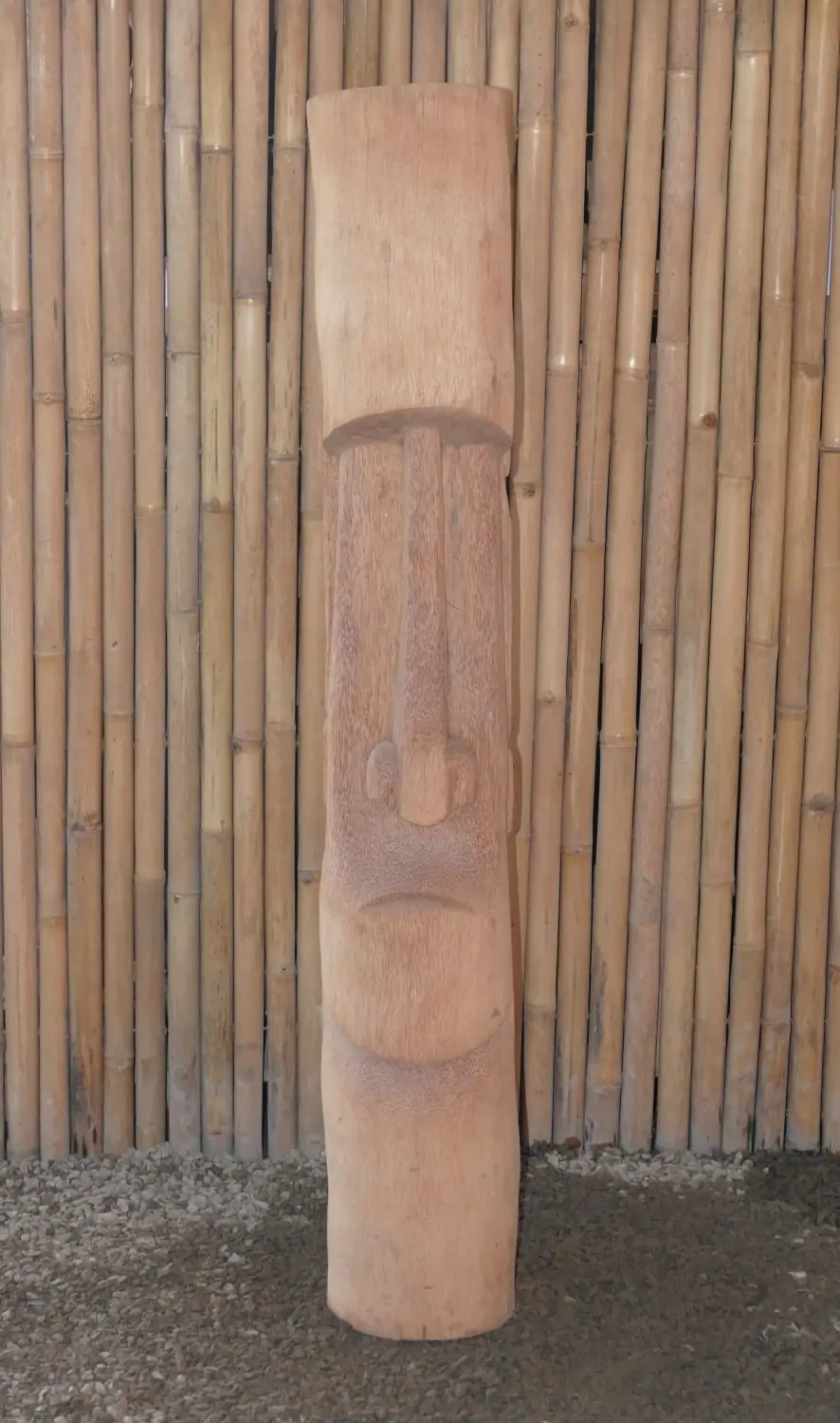 Product image 1 of the product “Tiki Statue Polynesia style. From coconut palm 150cm Height. Approx. 24cm dia. Model 5 - Rapa Nui ”